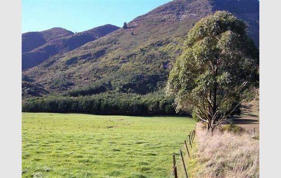 EAST TAKAKA HIDEAWAY!