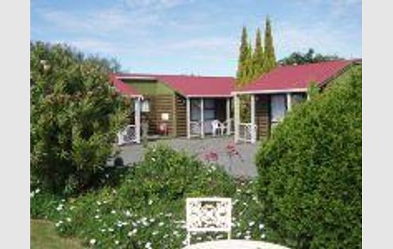 LEVIN: Motel With Long Lease $270,000. Suit Couple Looking For Lifestyle Change.