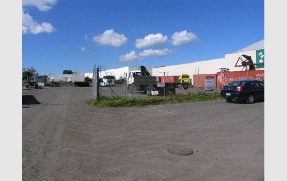 MANUKAU
