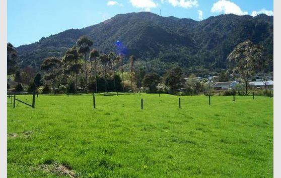 Commercial Site in Tranquil Setting
