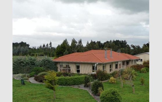 Whispering Winds: Gardens, Parklands and Serenity