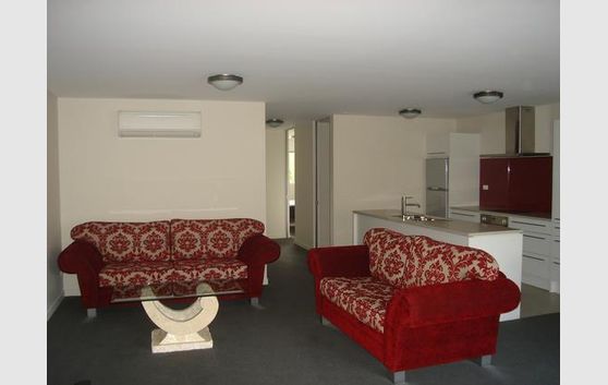 Apartment 4 on Conical