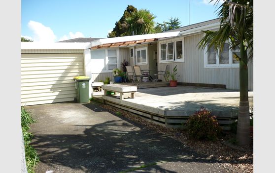 New Listing Weymouth village near to the sea