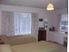 Lansdowne Townhouse - Handy Location