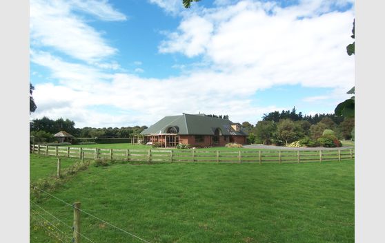 Spectacular Lifestyle Opportunity