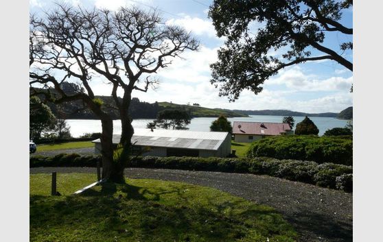 Retirees Dream on 8.9 Hectares