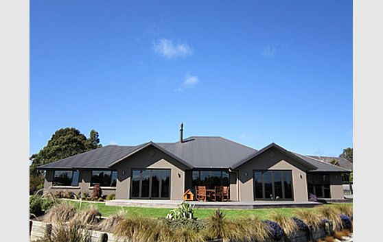 Realise your dream - this home takes your breath away