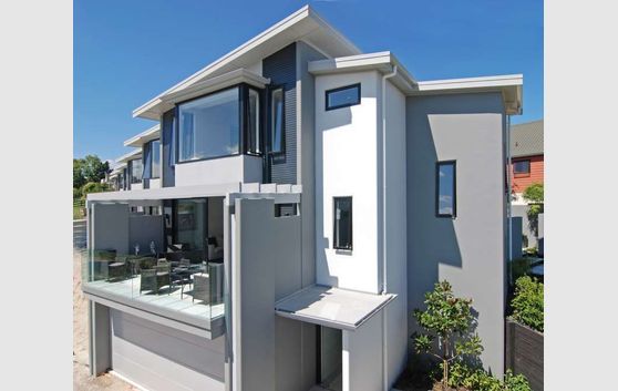 The Moorings - Luxury Living By The Lake