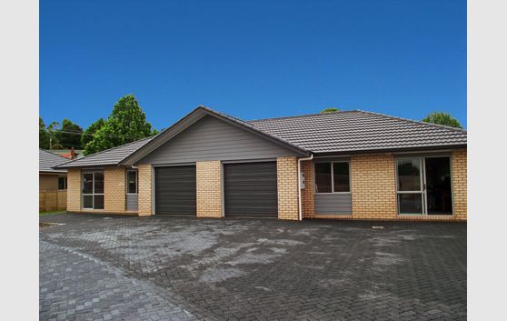 Sunny Morningside Townhouses