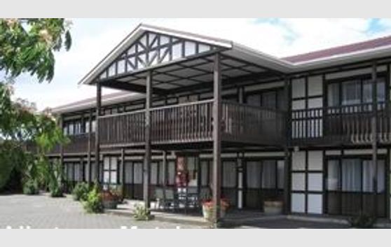 NAPIER: Reduced Price On This 35 Unit Motel. Lease $895,000