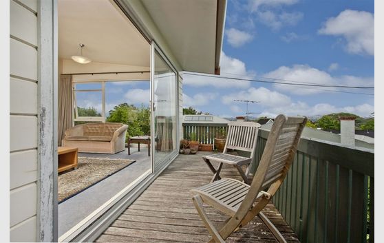 Central Devonport Beckons - Multiple Living Options