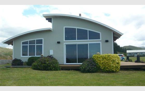 Ultimate Living at Flatpoint Beach
