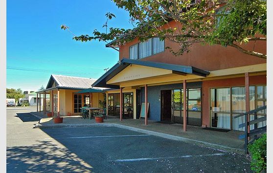 Alma Motel