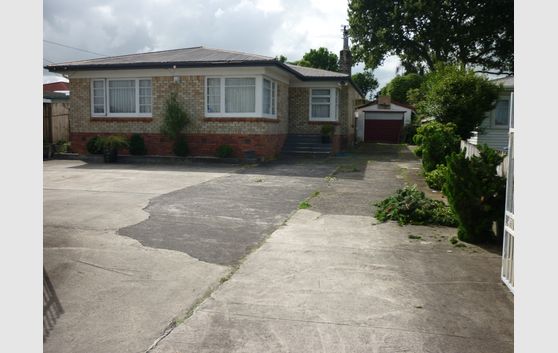 Mangere East New Listing $429,000