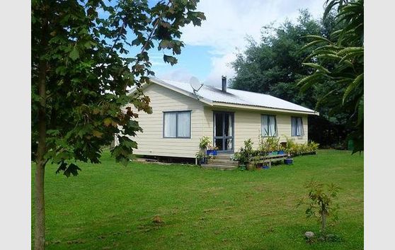 2.5 Acres - Modern Cottage - Selling under GV