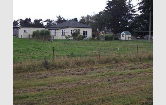 YEARN FOR THE COUNTRY? OPPORTUNITY HERE