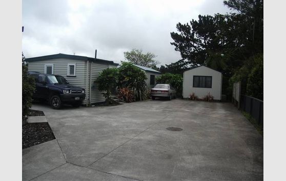 SUPERB RENTAL INVESTMENT!!