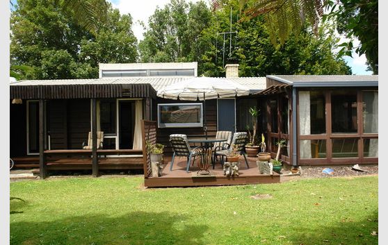 CONTEMPORARY, PRIVATE, QUIET and SECURE Viewings avaliable from 3rd June