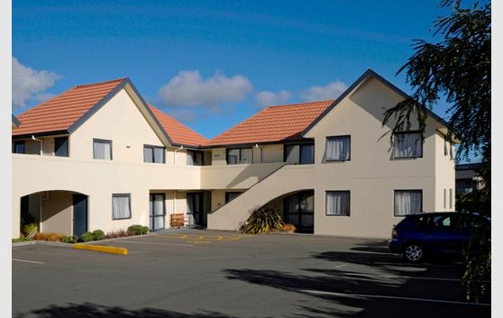 TAUPO: Motel Business At Lake Taupo - NZ’s “Great Lake”. Lease $495,000