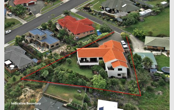 Magnificent Home and Gardens with space to spare