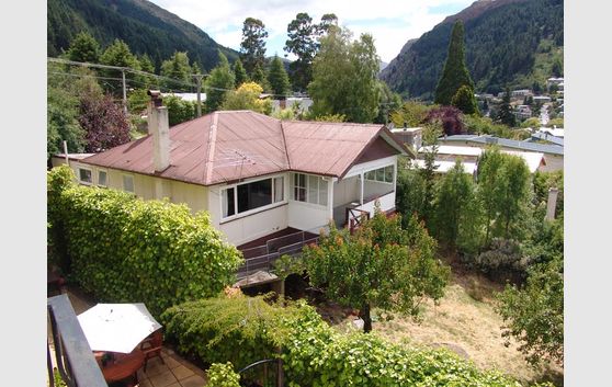 Old Queenstown?s Best?