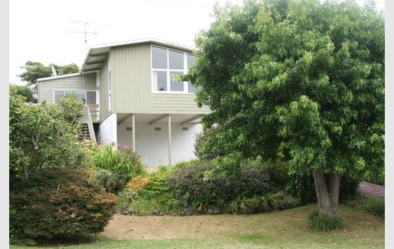 St Johns Hill