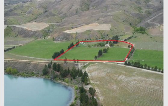 328 Cairnmuir Rd, Bannockburn