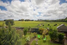 TAKE THE LIFT / TOP AREA / AMAZING VIEW!