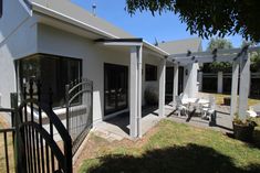 BEAUTIFUL HOME IN TOP LOCATION