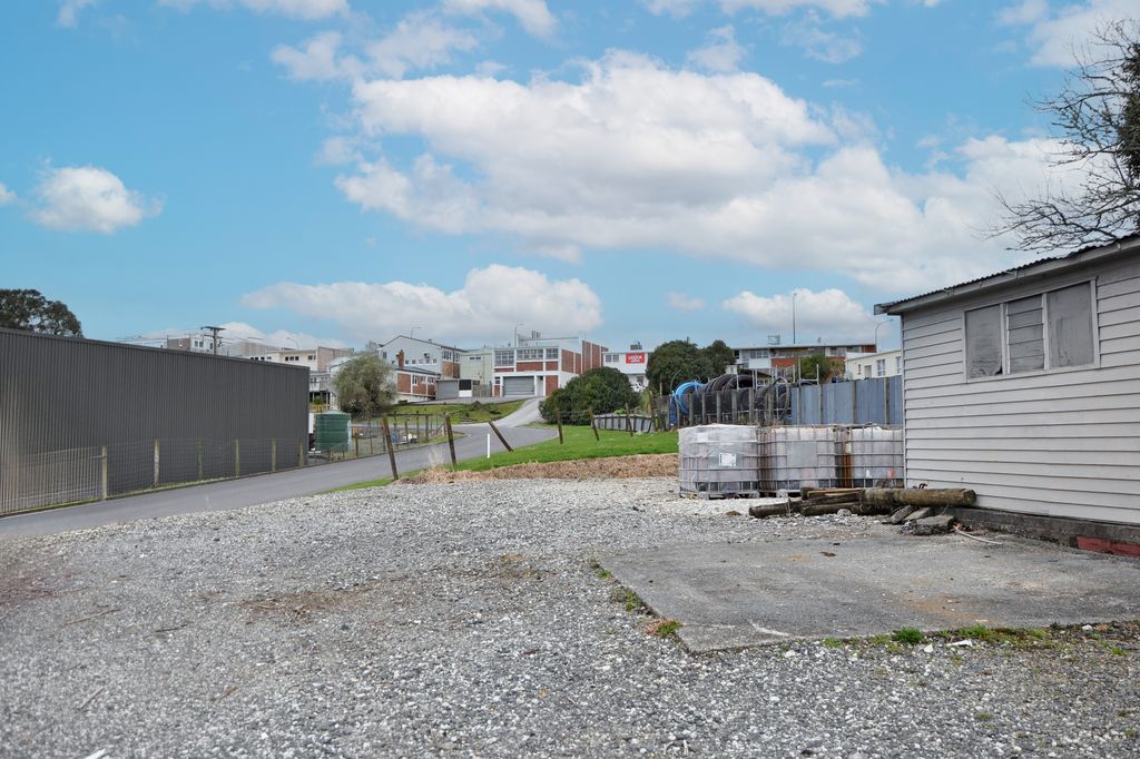 YOUR STORAGE SOLUTION 10a Worker Road, Wellsford,... Roomies.co.nz