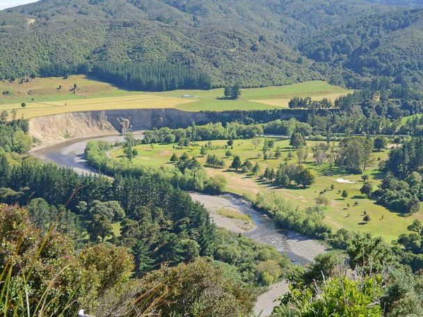 upper hutt surrounds change of circumstances