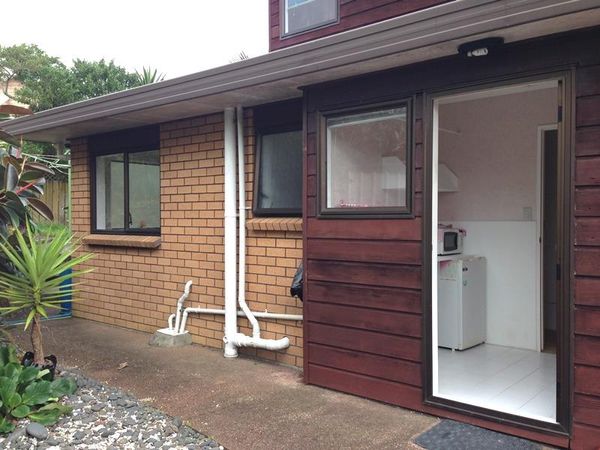 goodwood heights 1房 bedsit in sought after location!