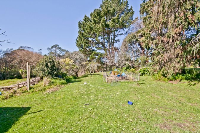 henderson prime residential land with resource consent